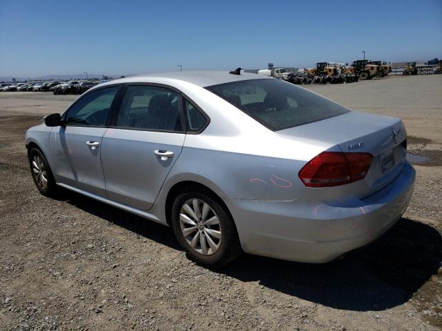 Photo 2 from auction – 2015 VOLKSWAGEN PASSAT S with VIN 1VWAT7A33FC076412