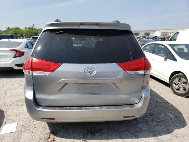Photo 6 from auction – 2012 TOYOTA SIENNA XLE with VIN 5TDYK3DC1CS270505