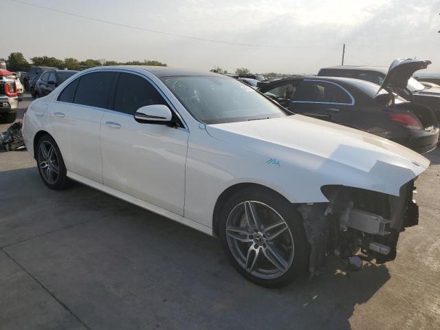 Photo 4 from auction – 2017 MERCEDES-BENZ E 300 with VIN WDDZF4JB2HA233029