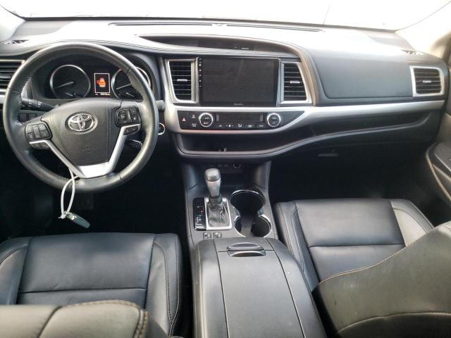 Photo 8 from auction – 2018 TOYOTA HIGHLANDER with VIN 5TDKZRFH7JS542291