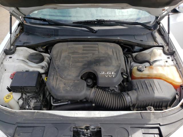 Photo 11 from auction – 2011 CHRYSLER 300 LIMITE with VIN 2C3CA5CG8BH528503