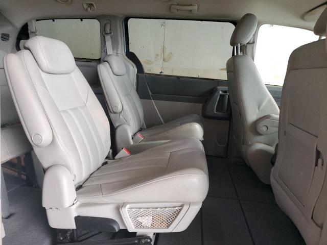 Photo 11 from auction – 2008 CHRYSLER TOWN & COU with VIN 2A8HR54P38R817289
