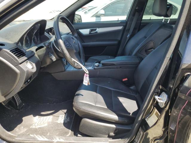 Photo 7 from auction – 2011 MERCEDES-BENZ C 300 with VIN WDDGF5EB7BR153290