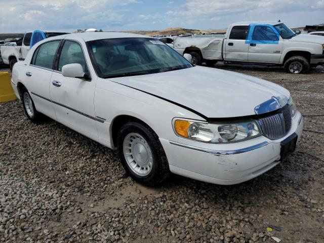 Photo 4 from auction – 2001 LINCOLN TOWN CAR E with VIN 1LNHM81W21Y706717
