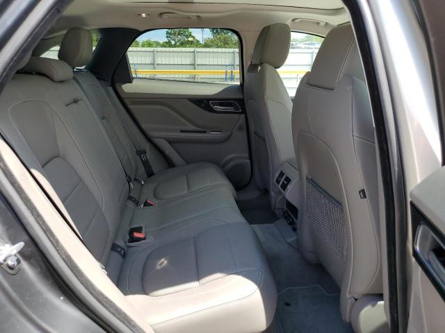 Photo 11 from auction – 2017 JAGUAR F-PACE R - with VIN SADCL2BV5HA094296