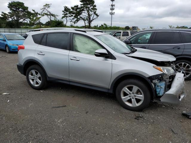 Photo 4 from auction – 2013 TOYOTA RAV4 XLE with VIN JTMRFREV0DD043136