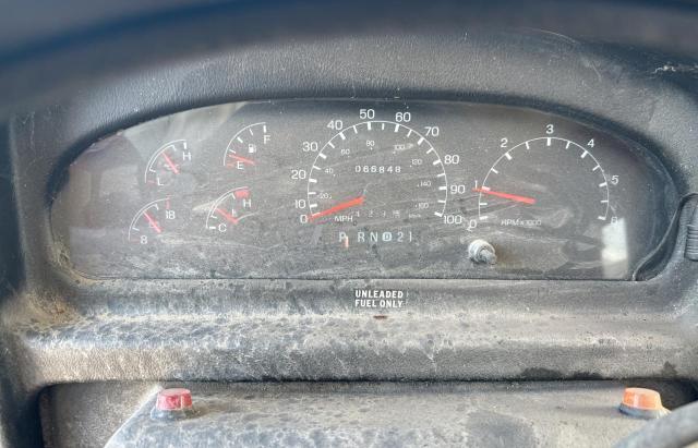 Photo 8 from auction – 2000 FORD F550 SUPER with VIN 3FCNF53S2YJA09064