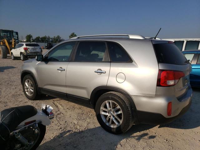 Photo 2 from auction – 2015 KIA SORENTO LX with VIN 5XYKT4A67FG655012