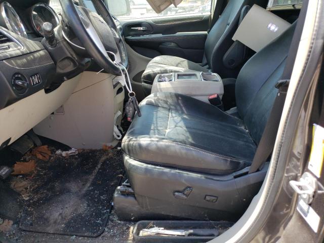 Photo 7 from auction – 2015 CHRYSLER TOWN & COU with VIN 2C4RC1CGXFR520332