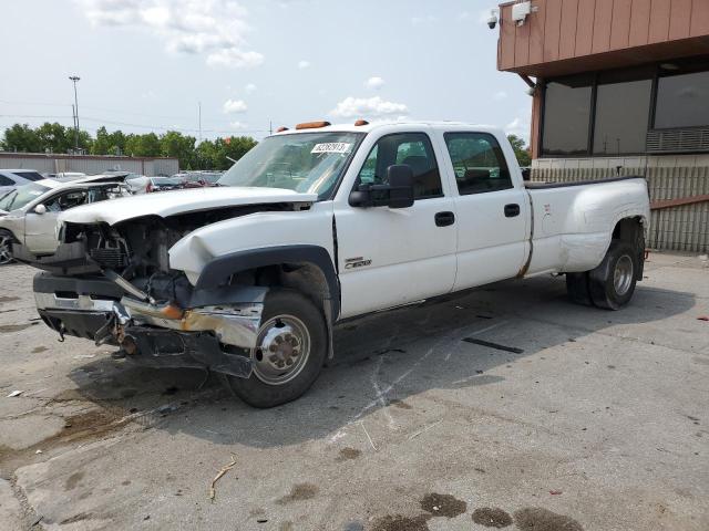 CHEVROLET SILVERADO 2004 with VIN 1GCJK33174F149500 - Photo from auction