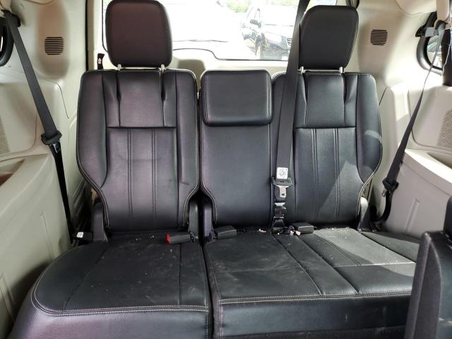 Photo 10 from auction – 2014 CHRYSLER TOWN & COU with VIN 2C4RC1BG1ER436688