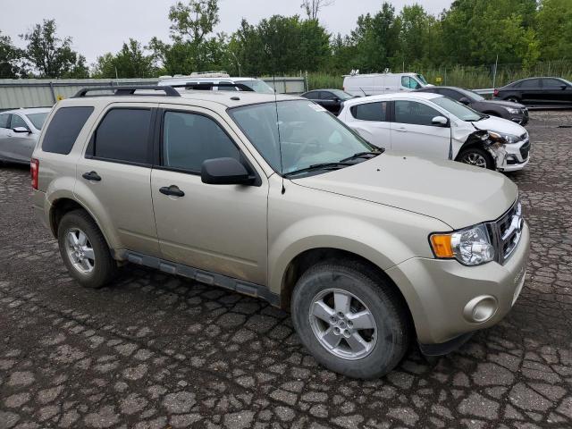 Снимка 4 от търг – 2010 FORD ESCAPE XLT с VIN 1FMCU0D73AKB31093