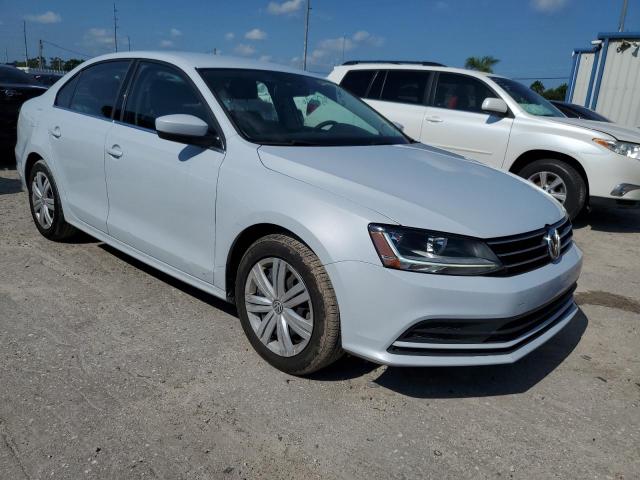 Photo 4 from auction – 2017 VOLKSWAGEN JETTA S with VIN 3VW2B7AJ9HM357007