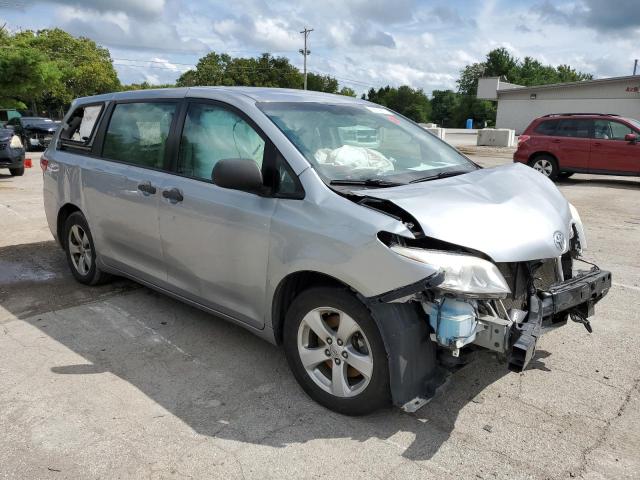Photo 4 from auction – 2017 TOYOTA SIENNA with VIN 5TDZZ3DC2HS783835