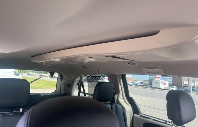 Photo 7 from auction – 2015 DODGE GRAND CARA with VIN 2C4RDGDGXFR559310