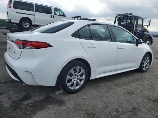 Photo 3 from auction – 2022 TOYOTA COROLLA LE with VIN 5YFEPMAE1NP311856