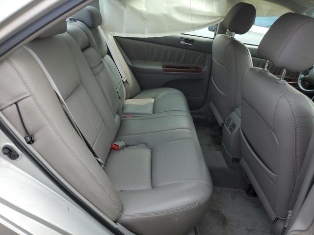 Photo 10 from auction – 2002 TOYOTA CAMRY LE with VIN 4T1BE30K52U042040