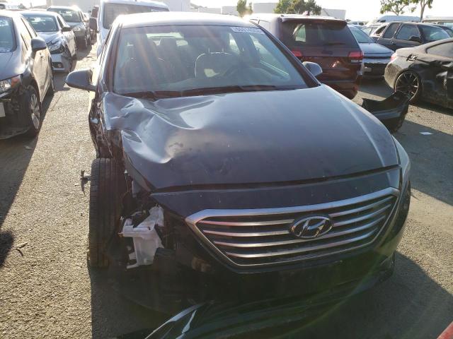 Photo 5 from auction – 2017 HYUNDAI SONATA SE with VIN 5NPE24AF9HH566294