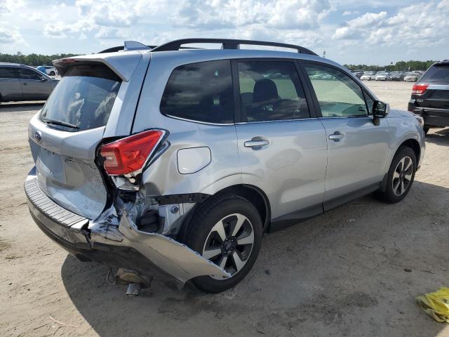Photo 3 from auction – 2018 SUBARU FORESTER 2 with VIN JF2SJARC4JH477981