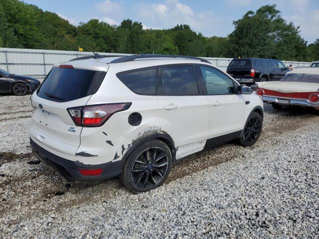 Photo 3 from auction – 2018 FORD ESCAPE SE with VIN 1FMCU9GD5JUC07598