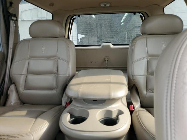 Photo 10 from auction – 2002 LINCOLN NAVIGATOR with VIN 5LMFU28RX2LJ18628