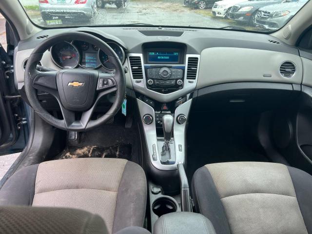 Photo 9 from auction – 2012 CHEVROLET CRUZE LS with VIN 1G1PC5SH6C7284244