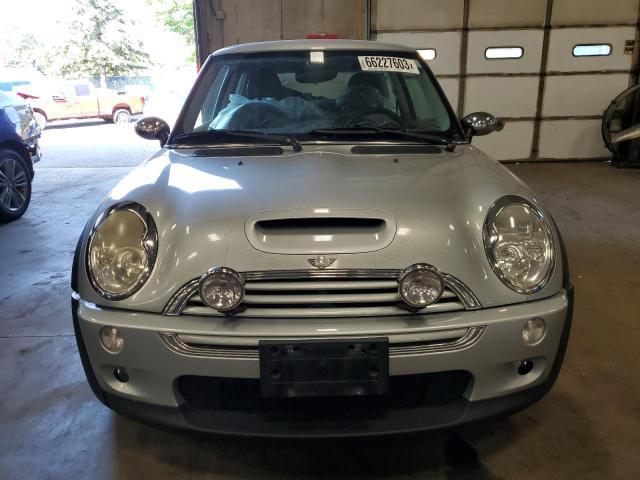 Photo 5 from auction – 2004 MINI COOPER S with VIN WMWRE33444TD83907