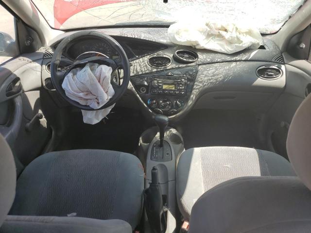 Photo 8 from auction – 2000 FORD FOCUS LX with VIN 1FAFP33P8YW199698