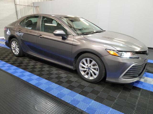Photo 4 from auction – 2022 TOYOTA CAMRY LE with VIN 4T1C11AK2NU651190