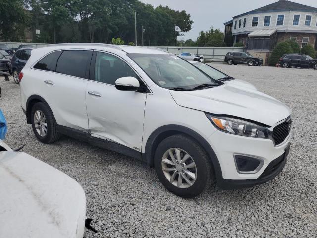 Photo 4 from auction – 2018 KIA SORENTO LX with VIN 5XYPGDA34JG368137