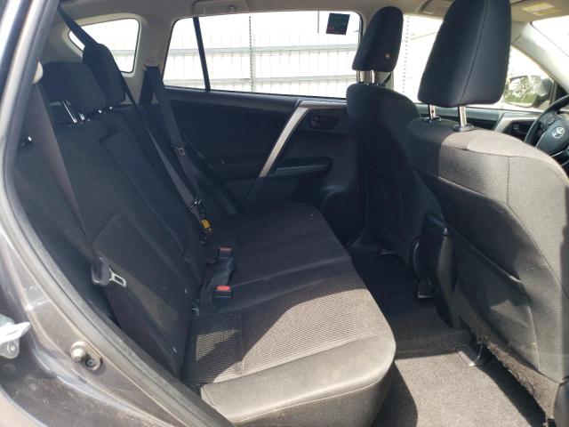 Photo 11 from auction – 2018 TOYOTA RAV4 LE with VIN JTMZFREV9JD130559