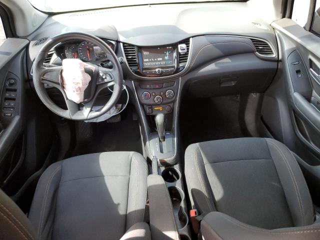 Photo 8 from auction – 2017 CHEVROLET TRAX LS with VIN 3GNCJKSB6HL290187
