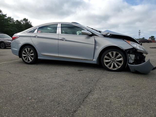 Photo 4 from auction – 2012 HYUNDAI SONATA SE with VIN 5NPEC4AB1CH397035