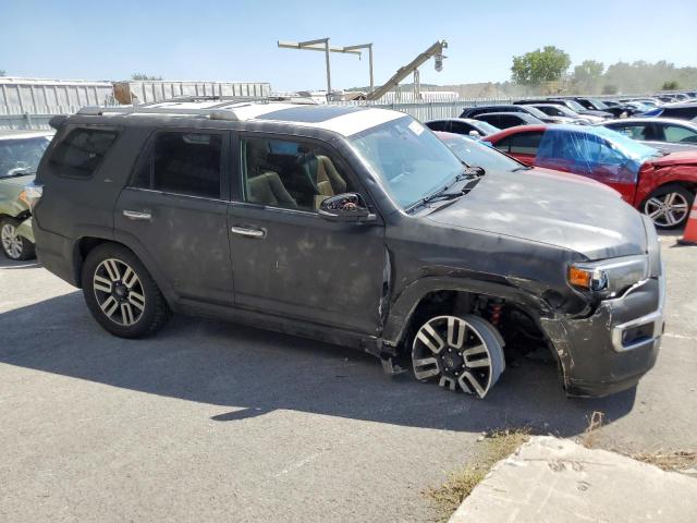 Photo 4 from auction – 2018 TOYOTA 4RUNNER SR with VIN JTEBU5JR8J5589130