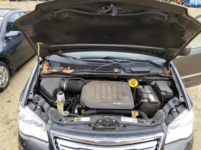 Photo 12 from auction – 2016 CHRYSLER TOWN & COU with VIN 2C4RC1BG0GR296099