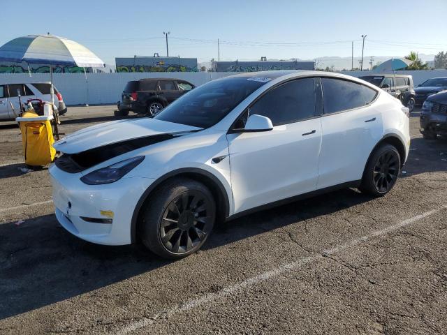 TESLA MODEL Y 2022 with VIN 7SAYGDEE7NF552360 - Photo from auction