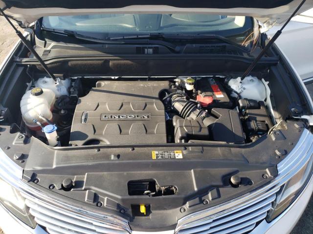 Photo 11 from auction – 2016 LINCOLN MKX RESERV with VIN 2LMTJ8LR1GBL71292