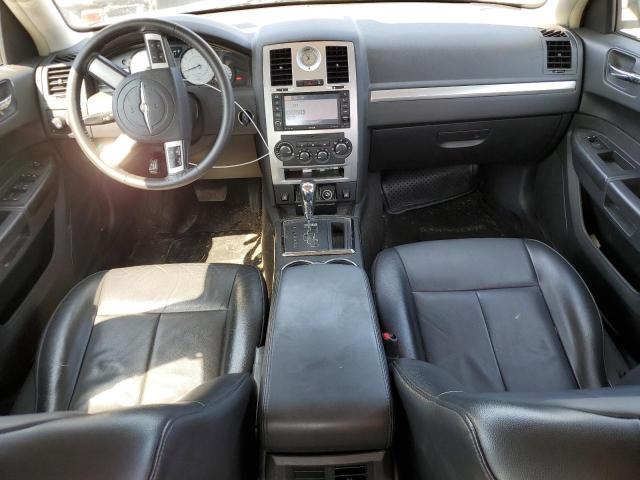 Photo 8 from auction – 2010 CHRYSLER 300 TOURIN with VIN 2C3CA5CV8AH115736