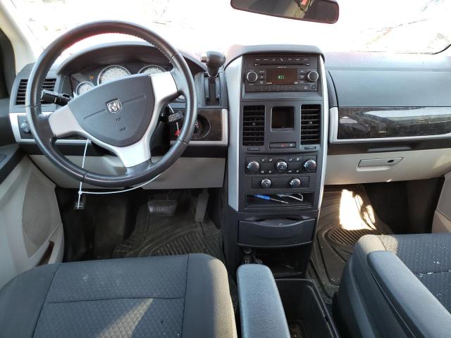 Photo 8 from auction – 2010 DODGE GRAND CARA with VIN 2D4RN5D11AR200131