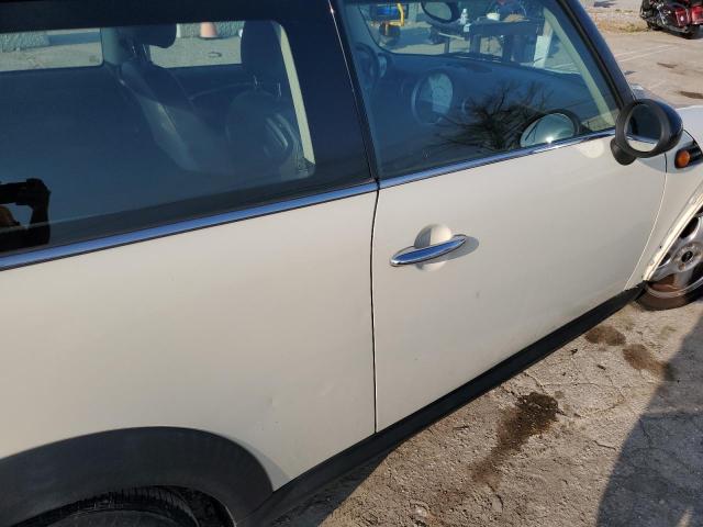 Photo 10 from auction – 2011 MINI COOPER with VIN WMWSU3C56BT092056