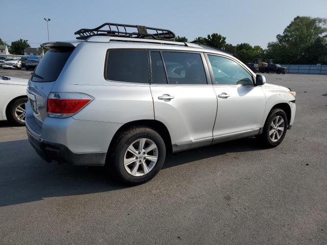 Photo 3 from auction – 2013 TOYOTA HIGHLANDER with VIN 5TDZA3EH3DS043447
