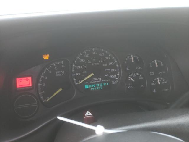 Photo 9 from auction – 2000 CHEVROLET SILVERADO with VIN 2GCEK19T4Y1320053