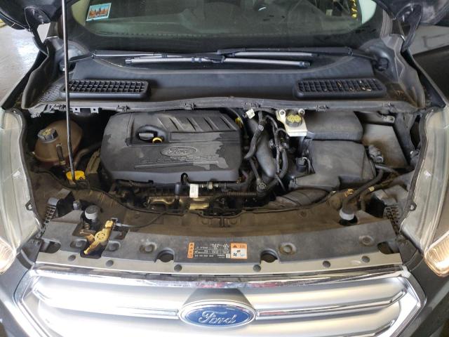 Photo 11 from auction – 2017 FORD ESCAPE SE with VIN 1FMCU0GDXHUC95599
