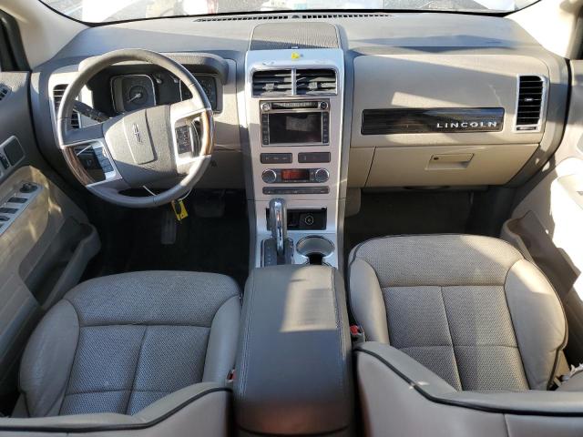 Photo 8 from auction – 2010 LINCOLN MKX with VIN 2LMDJ8JC7ABJ21839