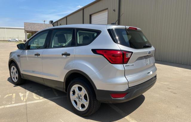 Photo 3 from auction – 2019 FORD ESCAPE S with VIN 1FMCU0F71KUC02066