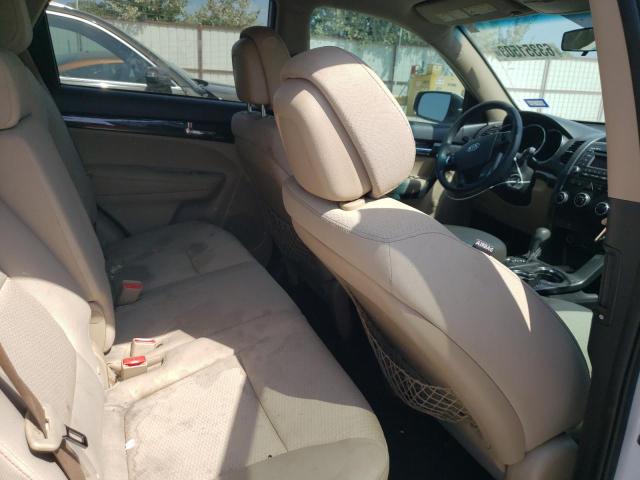 Photo 11 from auction – 2013 KIA SORENTO LX with VIN 5XYKT3A19DG313380