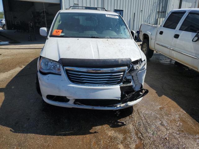 Photo 5 from auction – 2016 CHRYSLER TOWN & COU with VIN 2C4RC1BG2GR129601