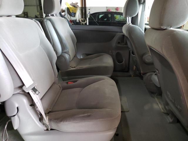 Photo 11 from auction – 2004 TOYOTA SIENNA CE with VIN 5TDZA23C54S071669