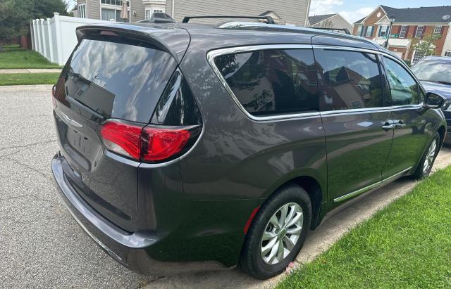 Photo 4 from auction – 2018 CHRYSLER PACIFICA T with VIN 2C4RC1BG2JR216924