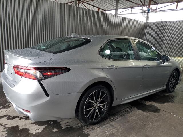 Photo 3 from auction – 2022 TOYOTA CAMRY SE with VIN 4T1G11AK9NU653343
